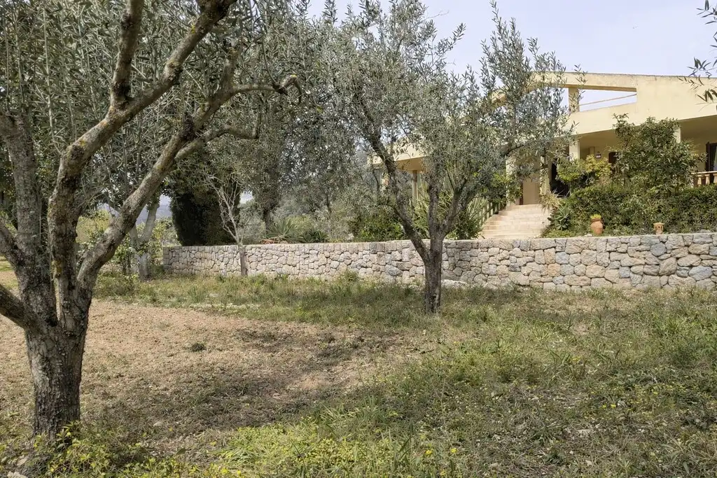 Jardí de Finca rústica en venda en Lloseta amb Jardí privat i Terrassa