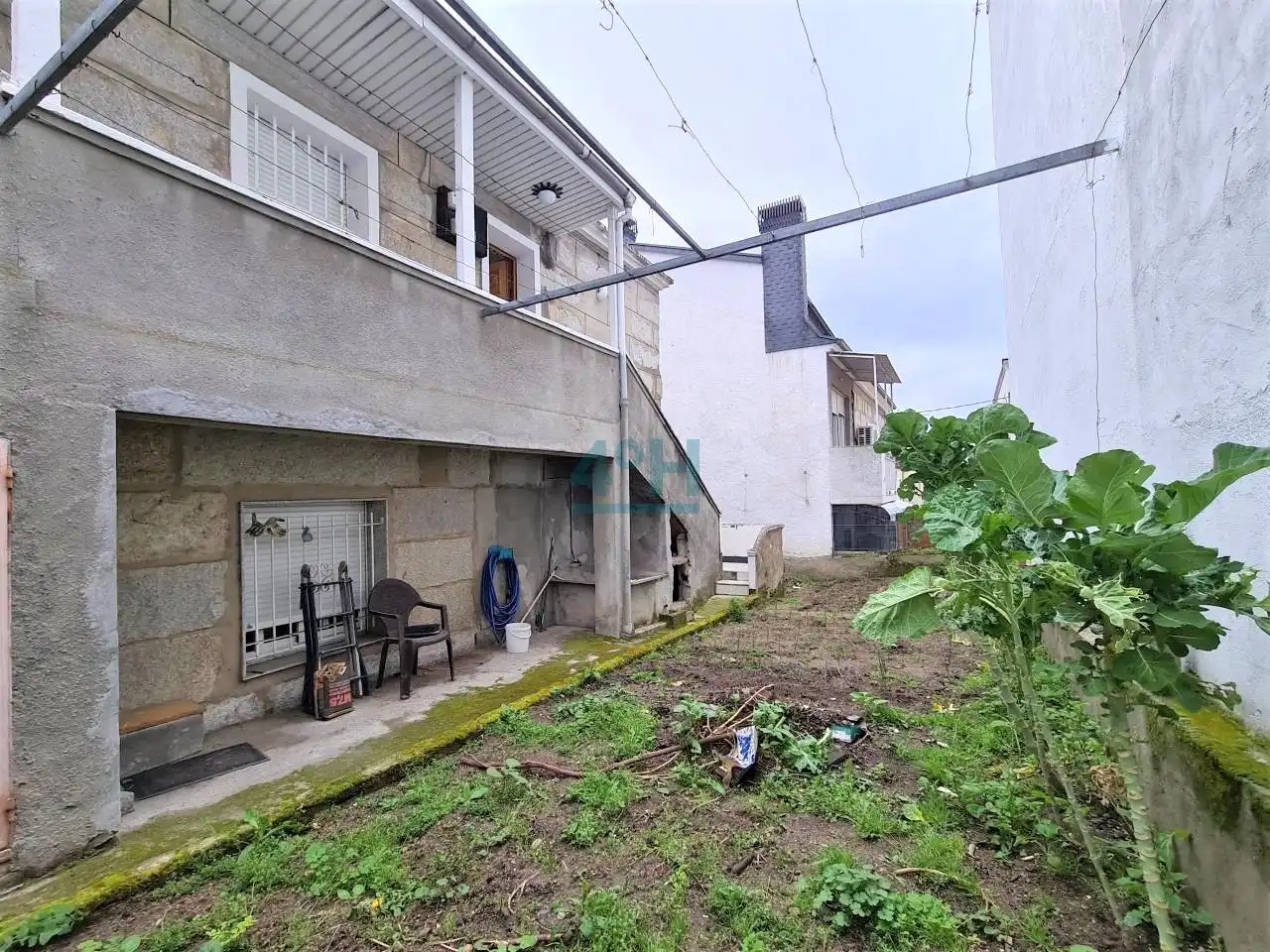 Vista exterior de Casa o xalet en venda en Ourense Capital  amb Calefacció, Jardí privat i Terrassa