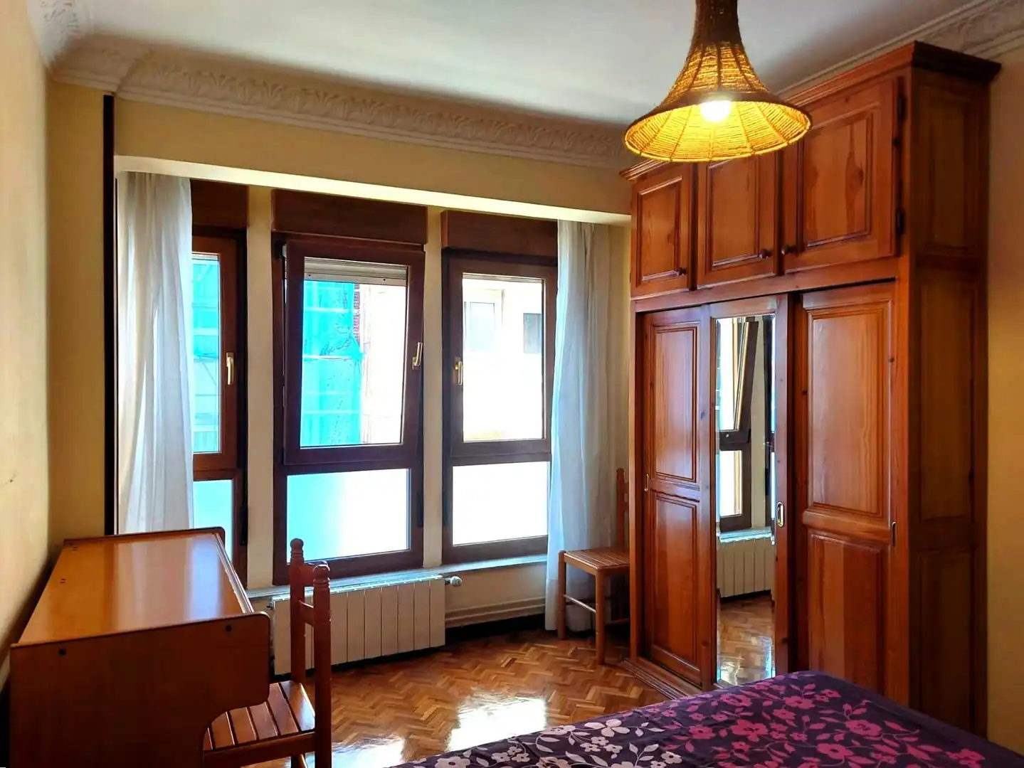 Schlafzimmer von Wohnung zur Miete in Santander mit Heizung und Parkett