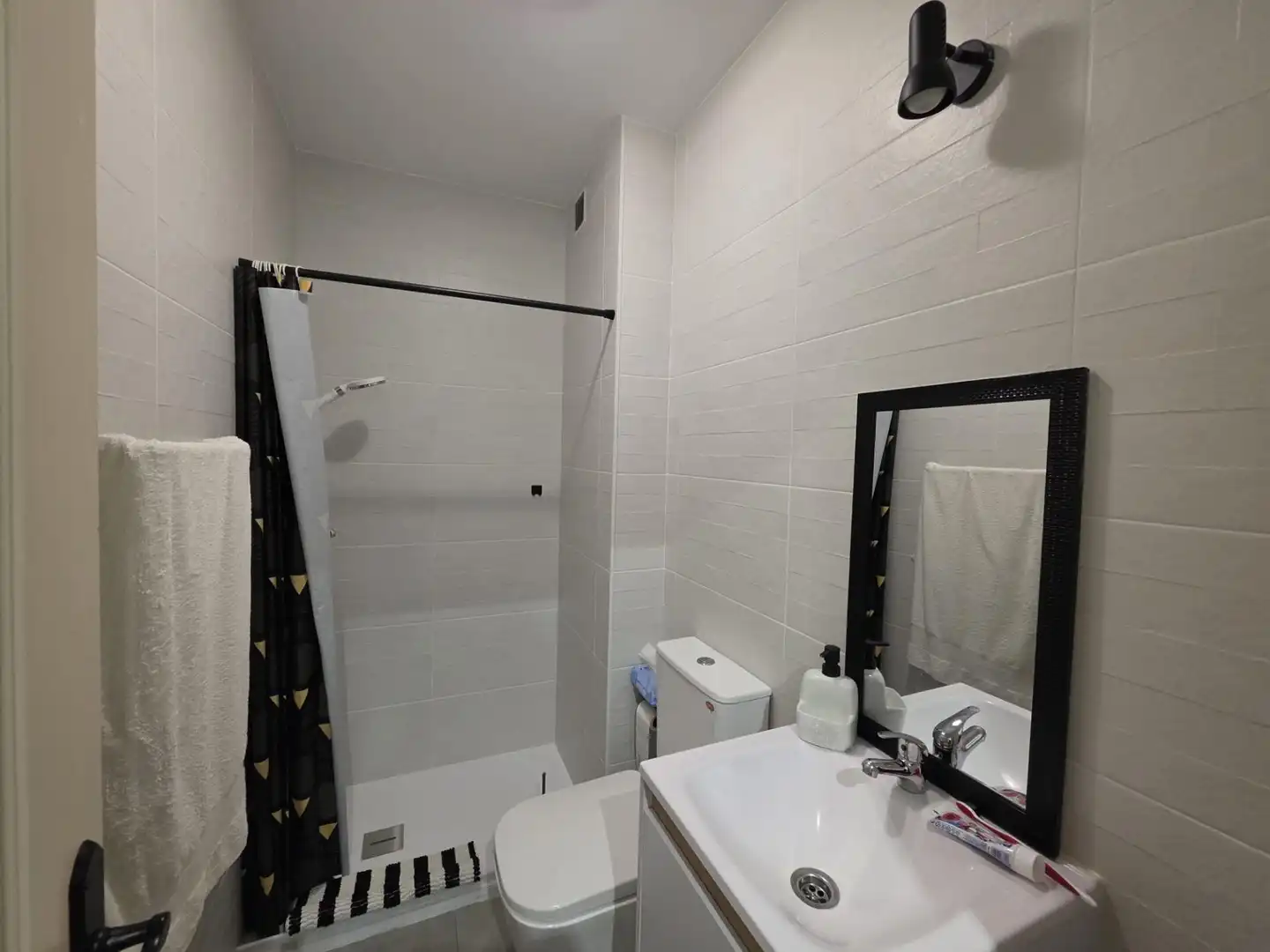 Baño de Piso en venta en Antequera con Balcón