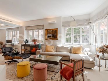 Piso con ascensor en venta en Chamberí