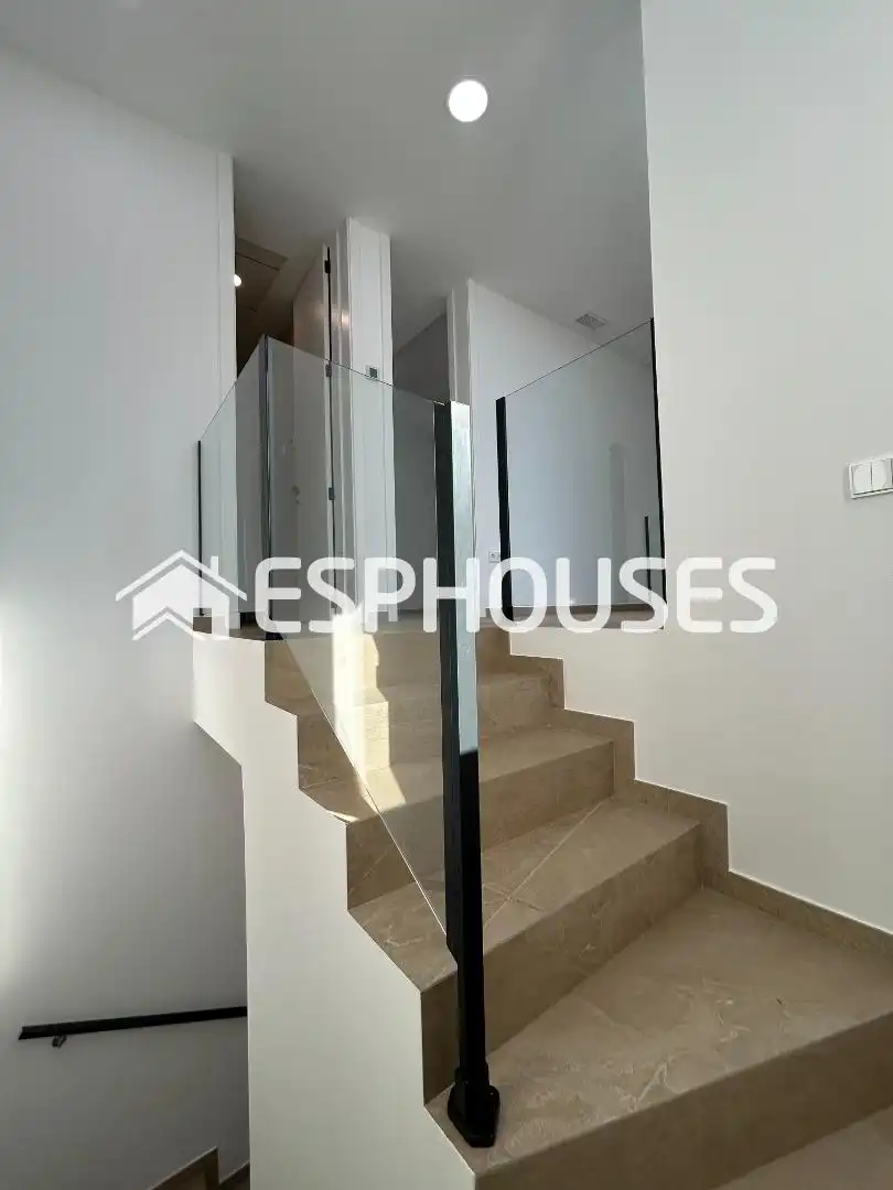 Houses for sale in Benissa  with Air Conditioner, Terrace and Swimming Pool