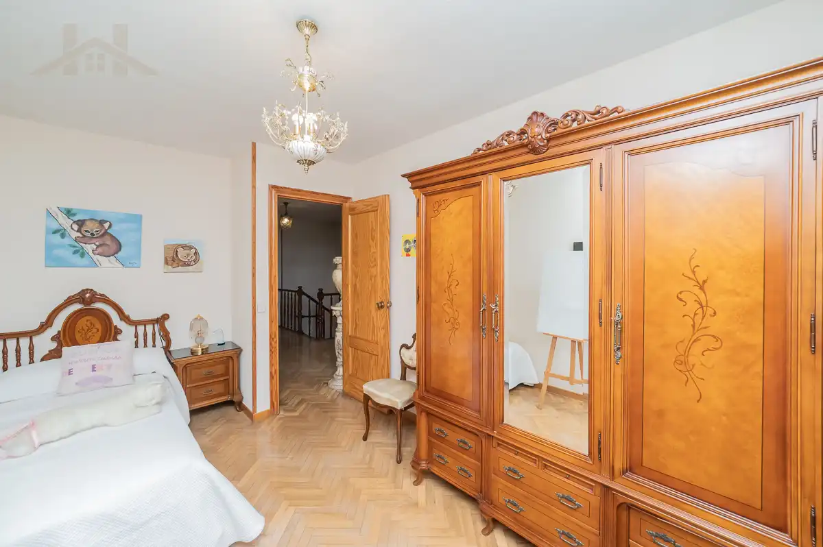 Bedroom of Houses for sale in Arroyomolinos (Madrid)  with Air Conditioner, Heating and Private garden
