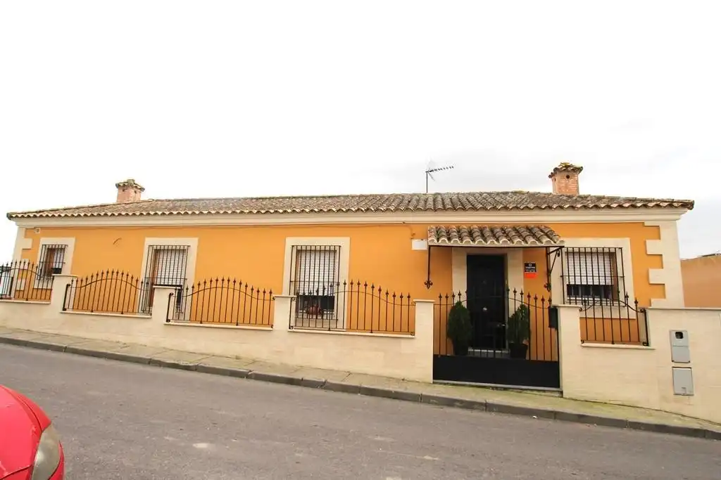 Exterior view of Houses for sale in Jerez de la Frontera  with Air Conditioner, Private garden and Terrace