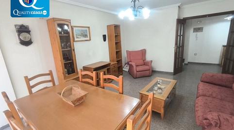 Foto 2 de Apartament en venda a El Carril - Paseo de Chapi, Villena