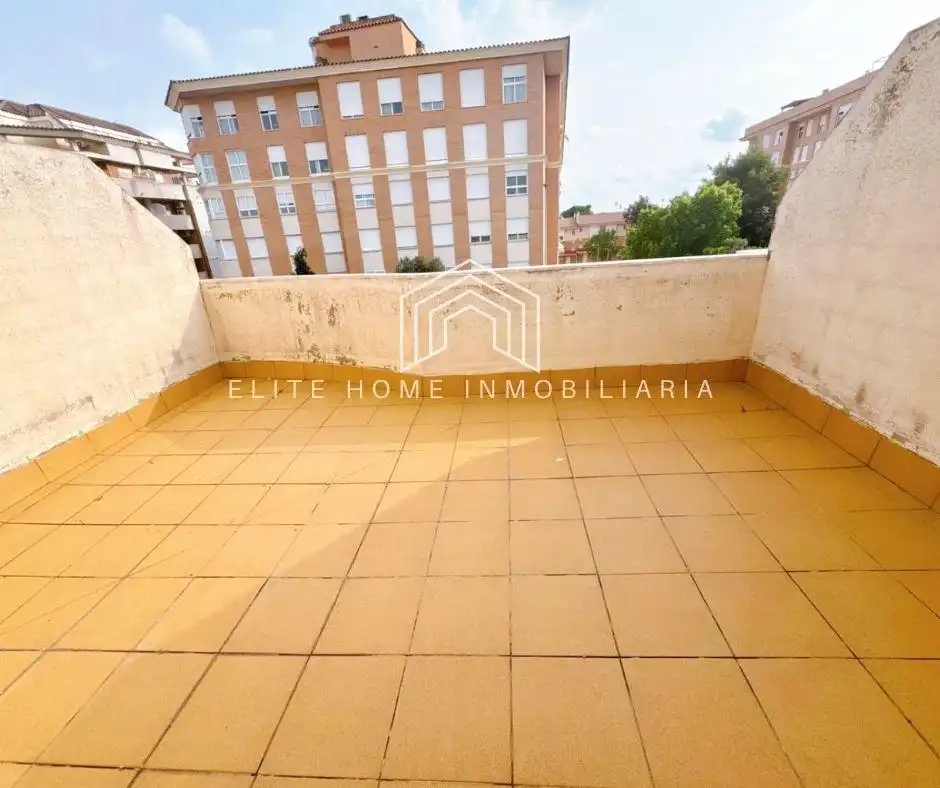 Detached homes for rent in Estación - Universidad