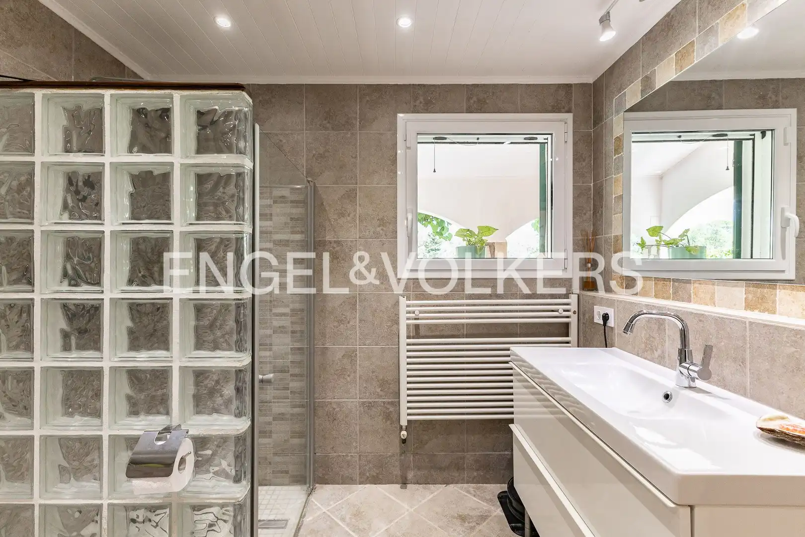 Bathroom of Houses for sale in Tordera  with Heating and Private garden