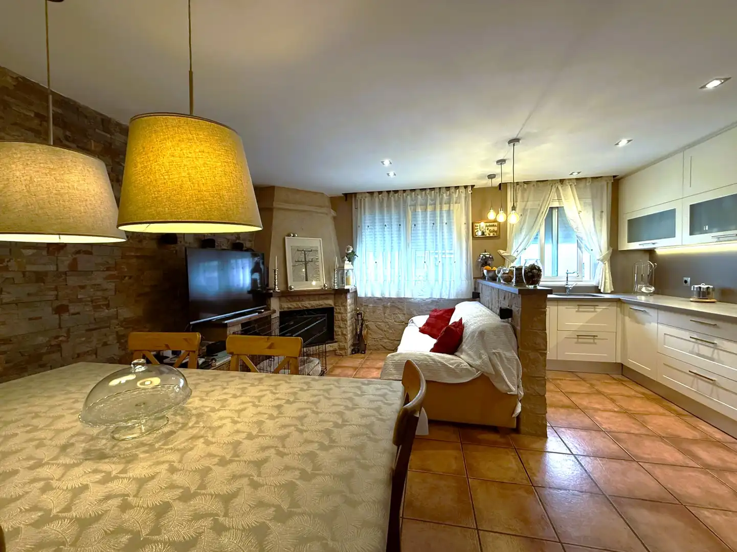 Sala d'estar de Casa adosada en venda en Les Franqueses del Vallès amb Aire condicionat, Calefacció i Parquet