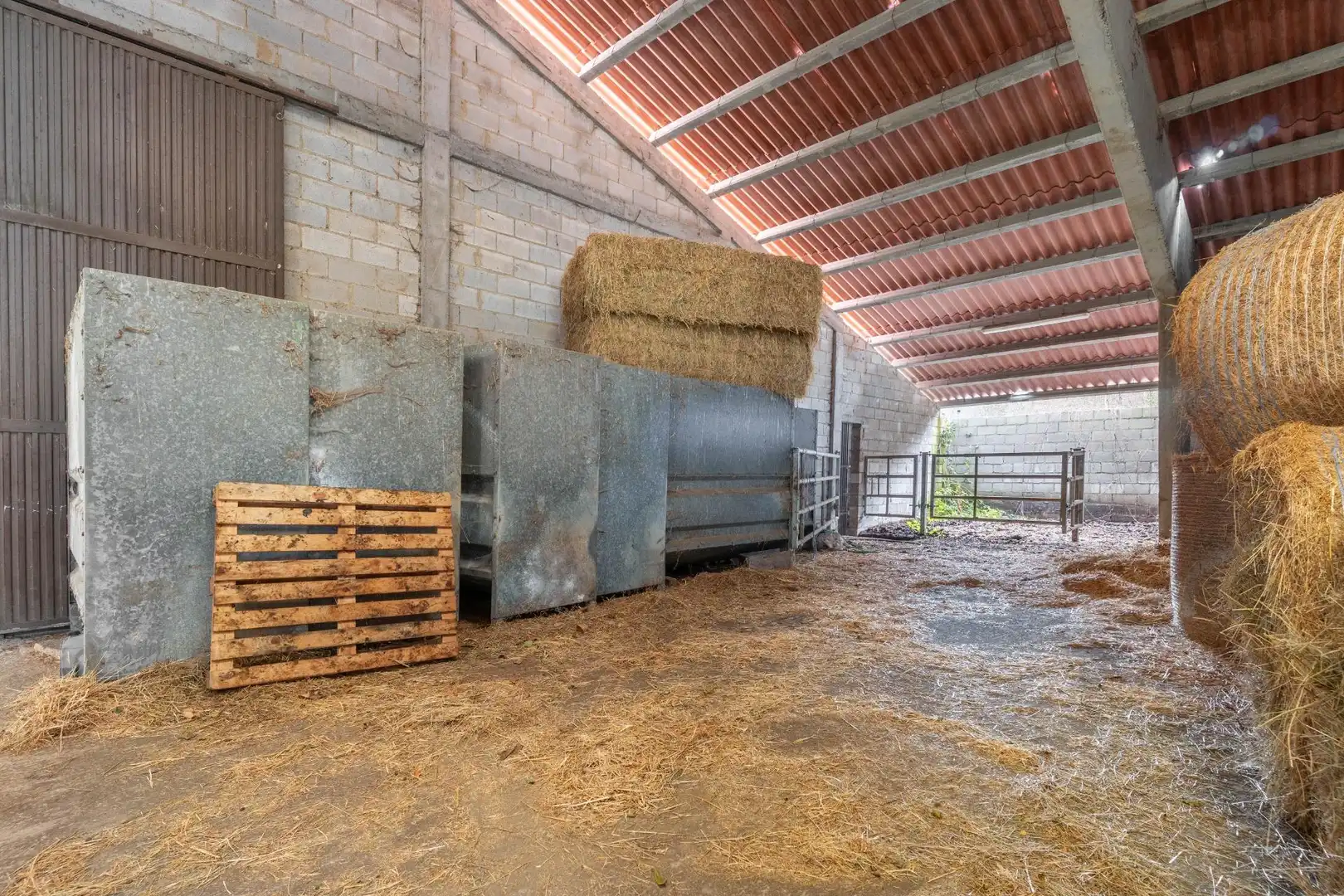 Local en venta en Caso con Amueblado