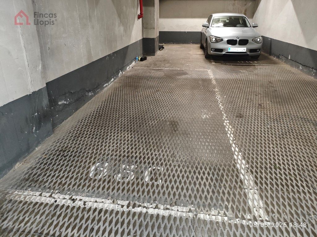 Aparcament de Garatge en venda en  Barcelona Capital