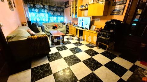 Foto 2 de Piso en venta en Villayuventus - Renfe, Parla