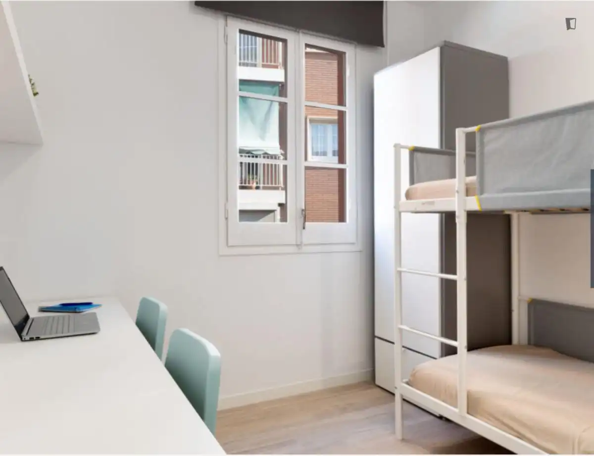 Bedroom of Flat for share in Sants - Montjuïc
