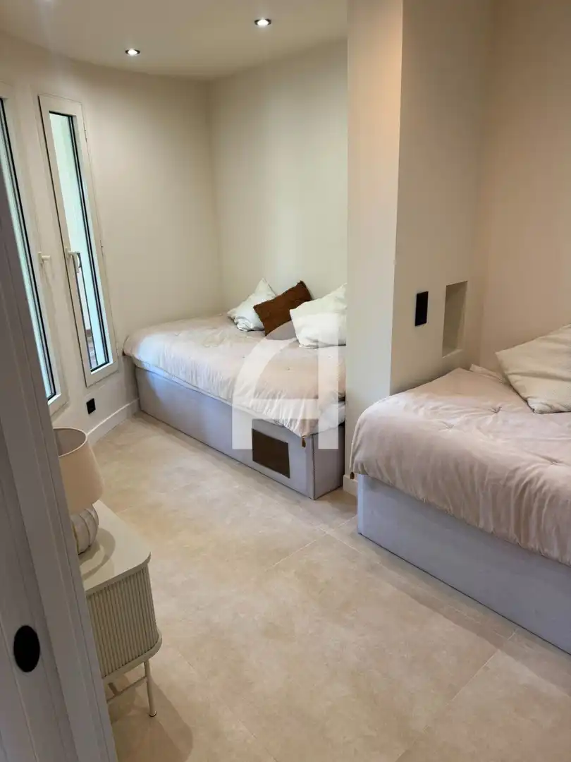 Bedroom of Flat for rent in Marbella  with Air Conditioner, Terrace and Swimming Pool