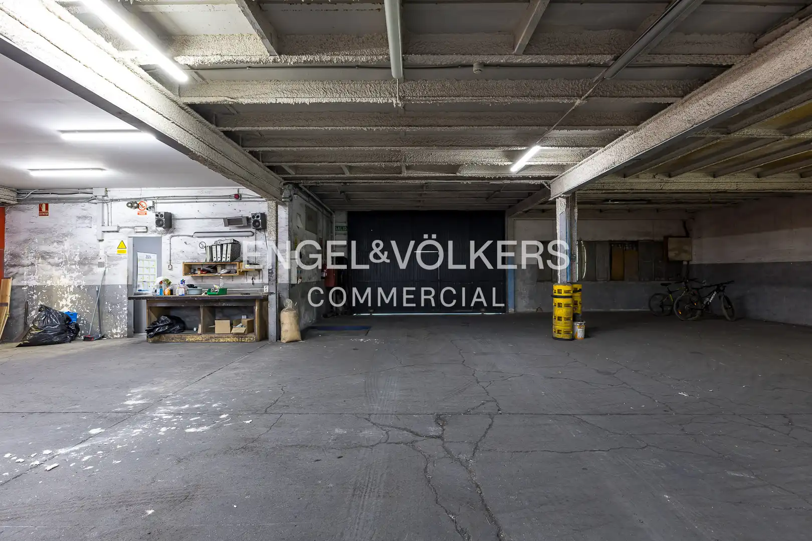 Nau industrial en venda en El Prat de Llobregat