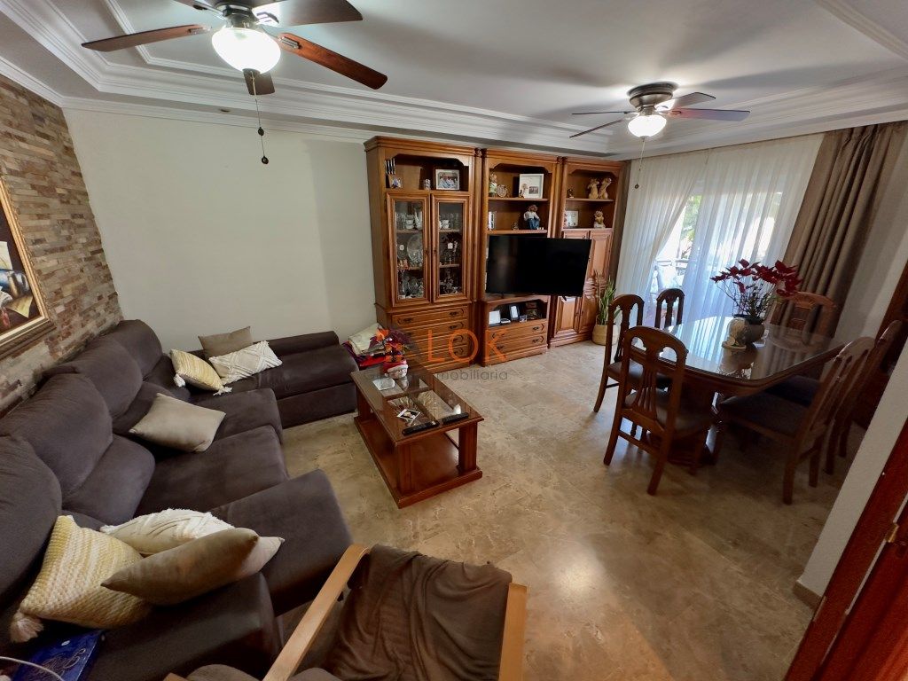 Living room of Flat for sale in Málaga Capital  with Air Conditioner, Private garden and Terrace