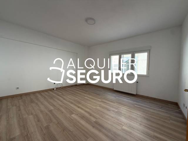 Piso en Alquiler en San Juan en Alpedrete