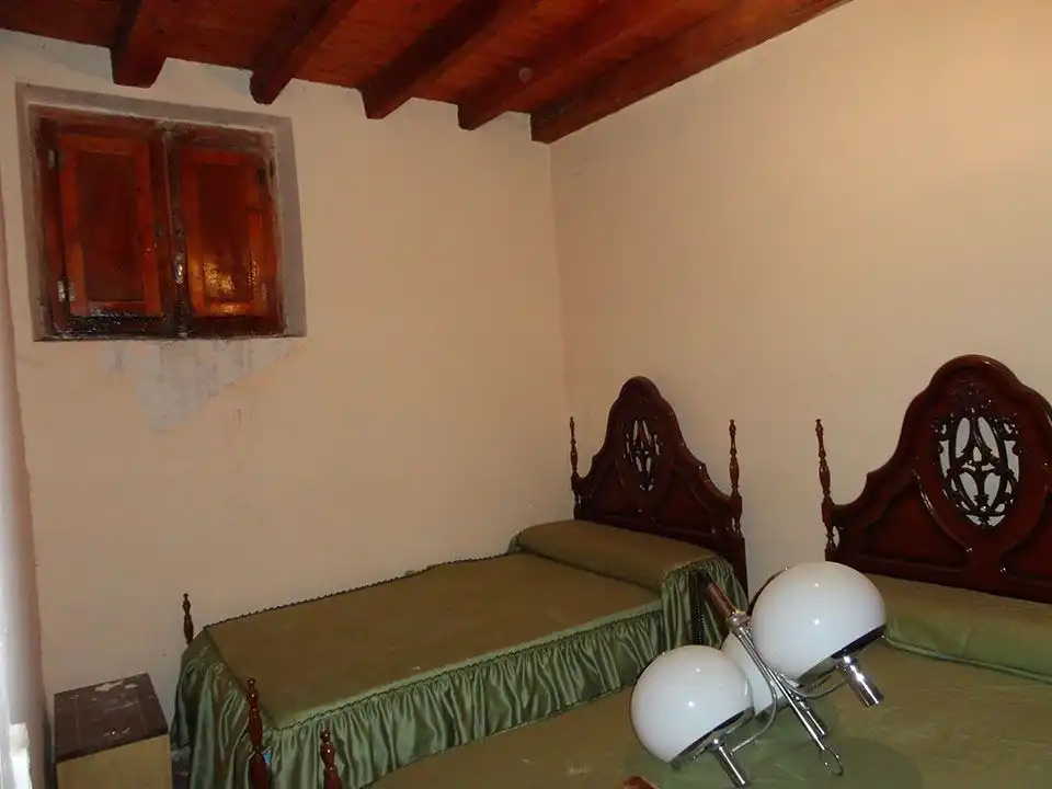 Habitación de Casa adosada en venta en Hontoria del Pinar con Jardín privado
