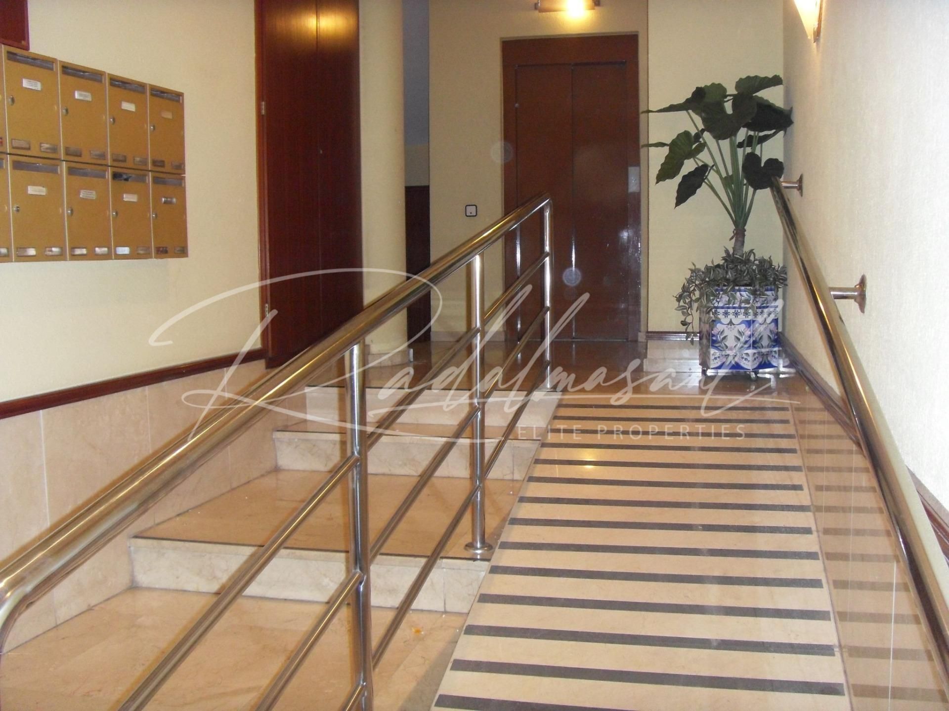 Flat for sale in Reus  with Terrace and Balcony