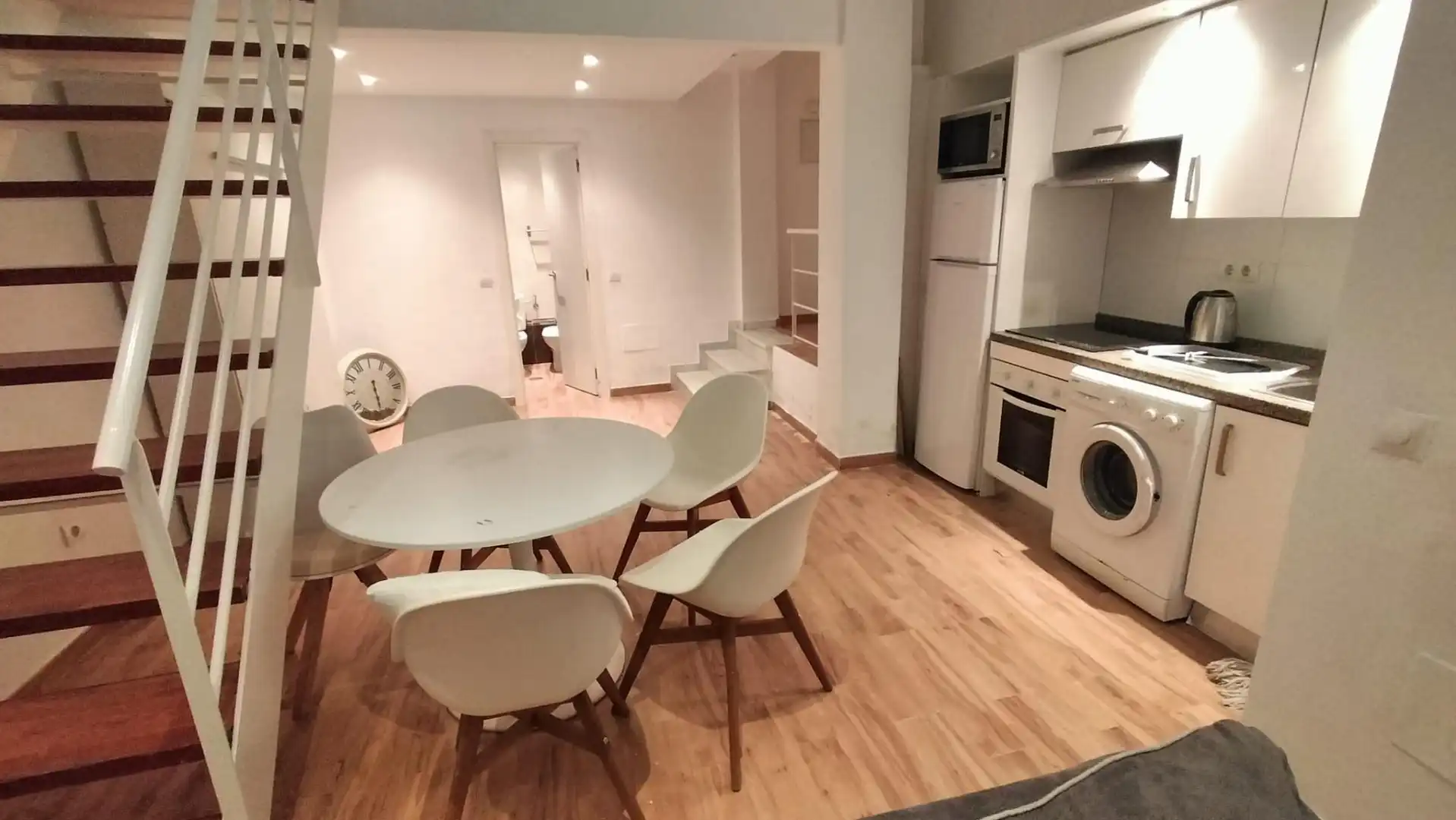 Küche von Wohnung zur Miete in Málaga mit Klimaanlage, Heizung und Möbliert
