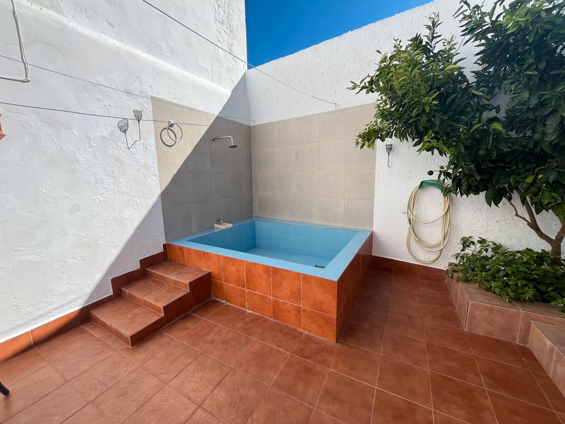 Piscina de Casa adosada en venda en Mollina amb Jardí privat, Terrassa i Piscina