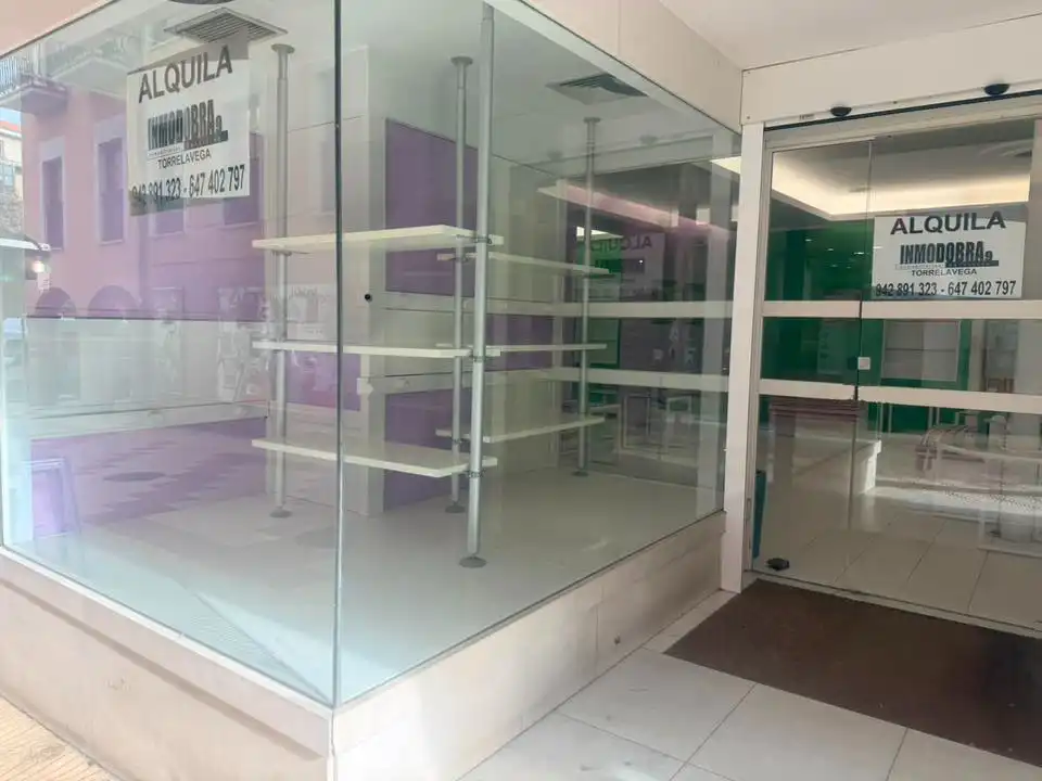Business premises to rent in Calle Martínez y Ramón 3, imagen 4