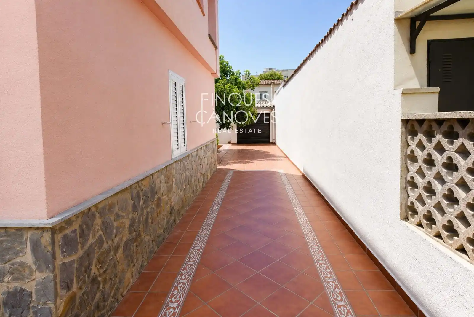 Casa o xalet en venda a Comte Berenguer, Bescanó