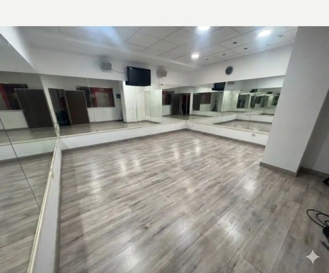 Commercial properties for rent in Toledo  with Air Conditioner, Heating and Parquet flooring