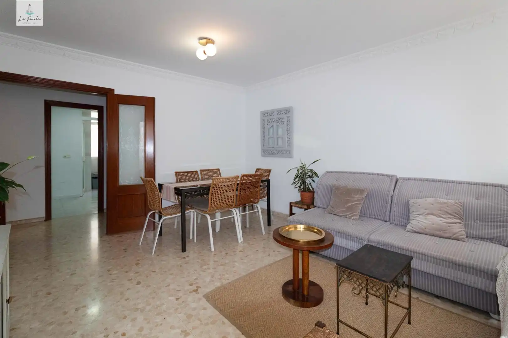 Sala d'estar de Pis en venda en Rincón de la Victoria amb Terrassa i Moblat