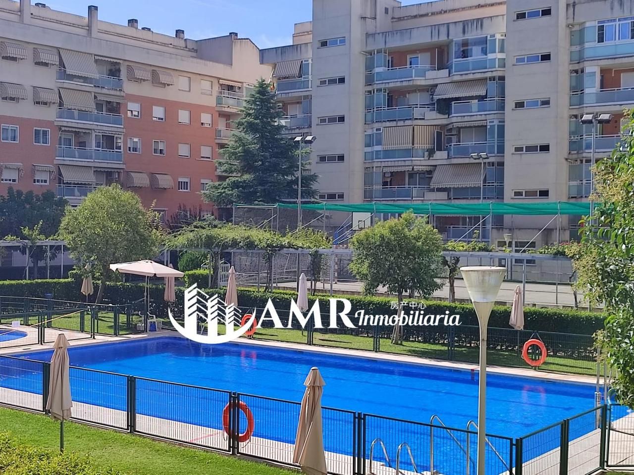 Piscina de Piso en venta en Parla con Aire acondicionado, Calefacción y Parquet