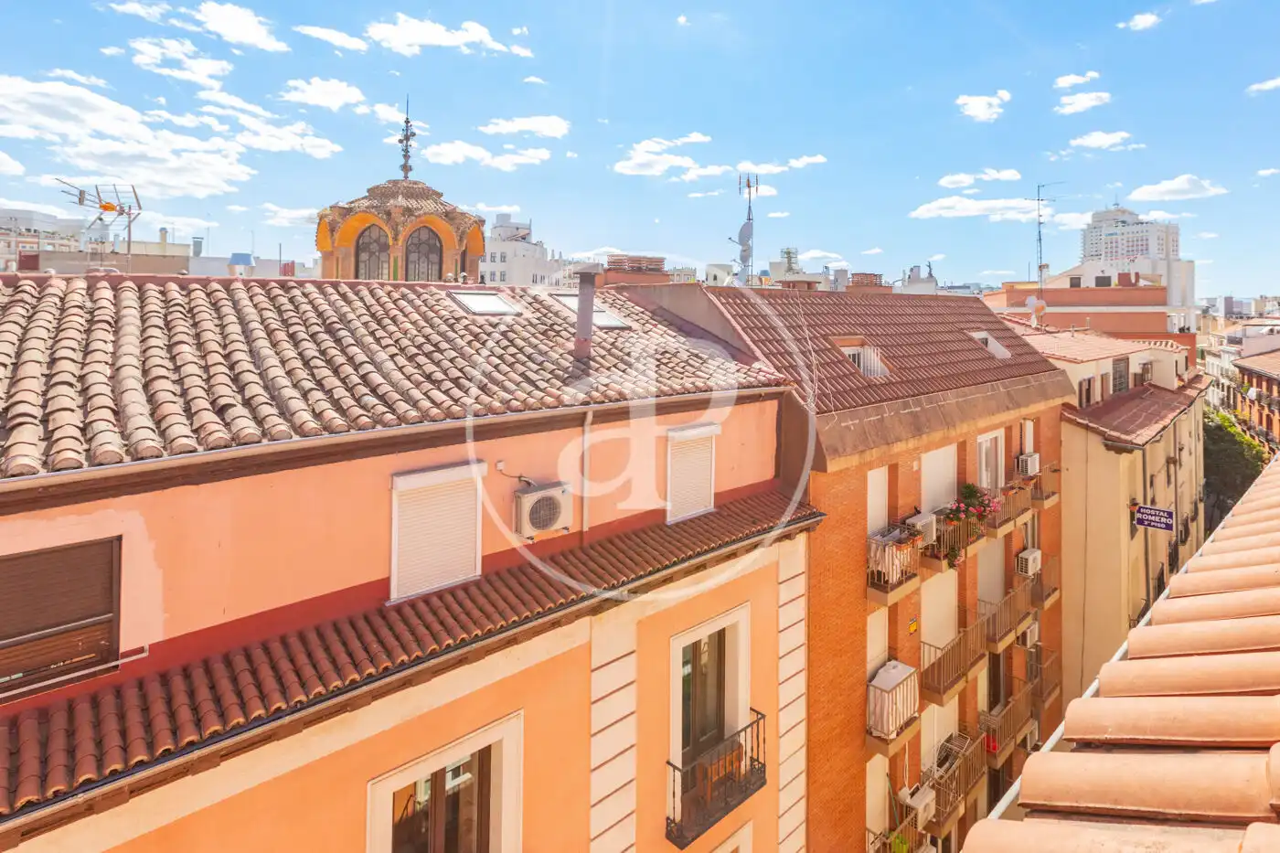 Außenansicht von Wohnung zum Verkauf in Madrid mit Klimaanlage, Heizung und Möbliert