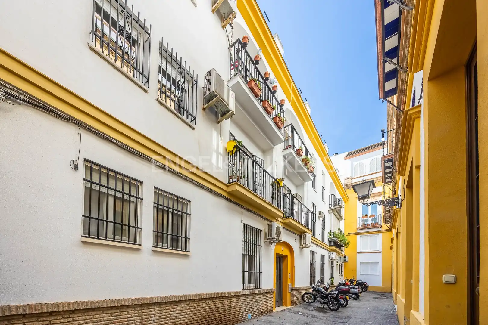 Vista exterior de Pis en venda en Sevilla amb Aire condicionat, Calefacció i Traster