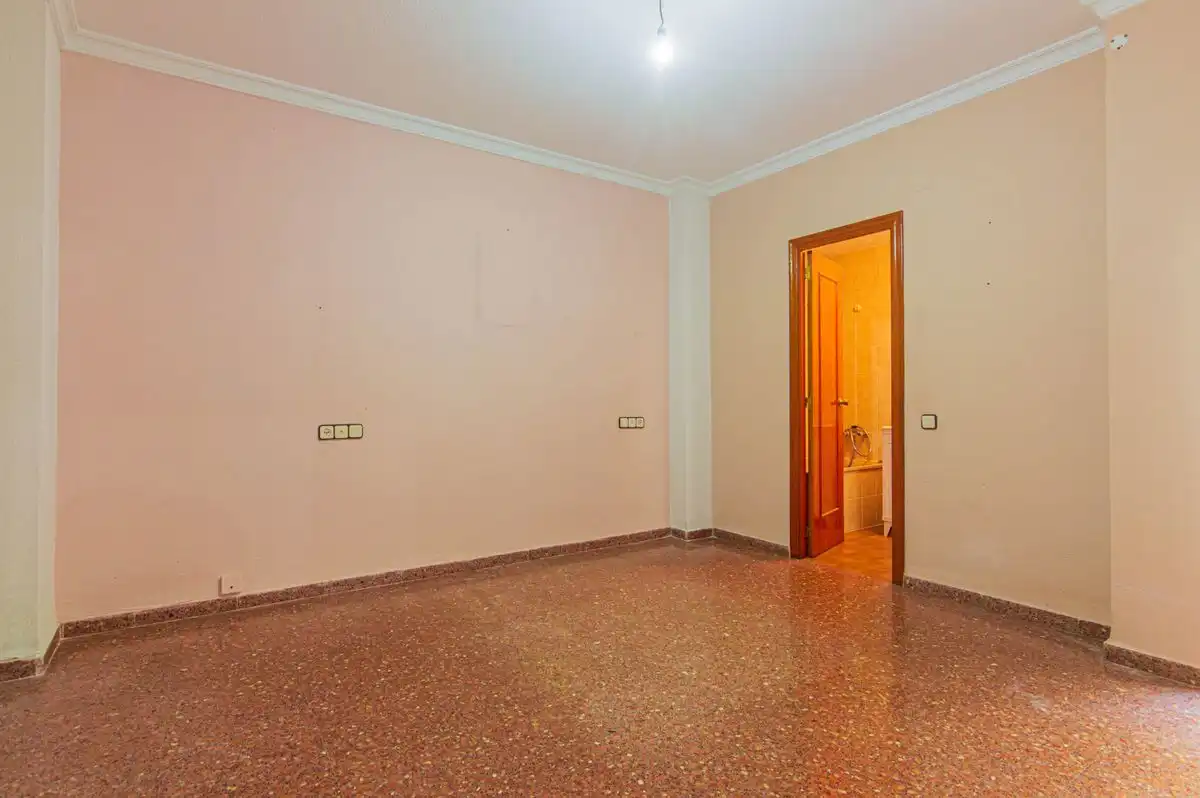 Bedroom of Flat for sale in Alberic  with Heating, Terrace and Balcony
