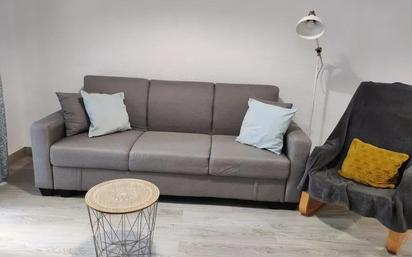 Living room of Flat to rent in  Valencia Capital  with Air Conditioner and Balcony