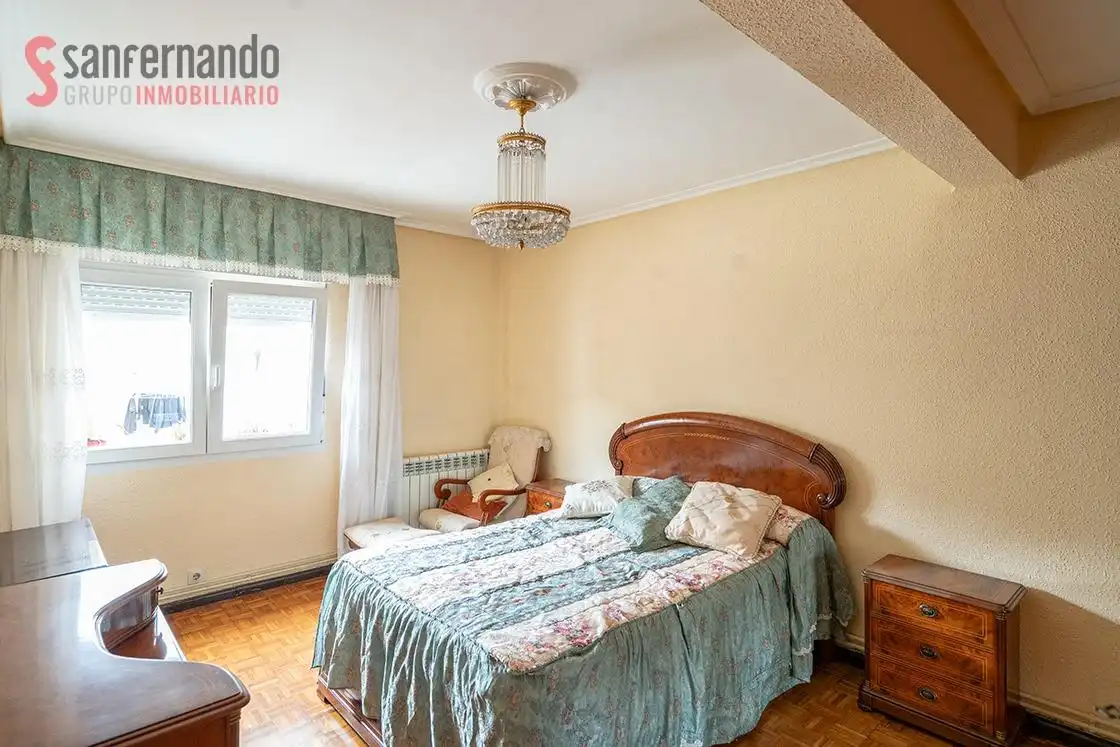 Dormitori de Pis en venda en Santander amb Calefacció i Parquet