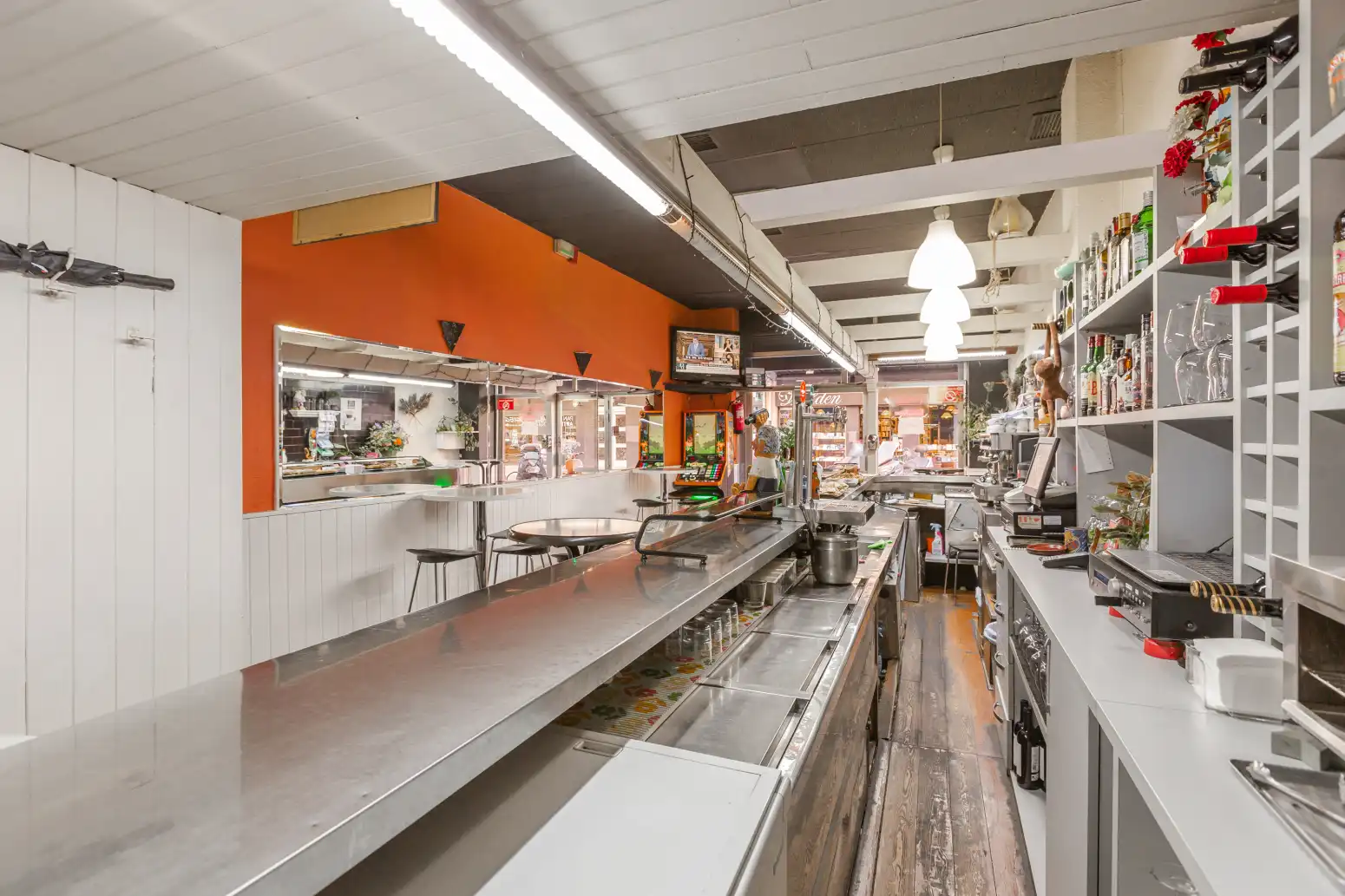 Local comercial en traspaso en Pamplona-Iruña - PAULINO CABALLERO 24
