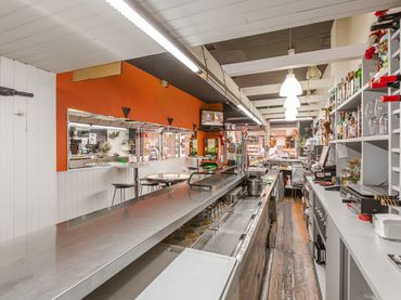 Local comercial en traspàs a Pamplona-Iruña - PAULINO CABALLERO 24