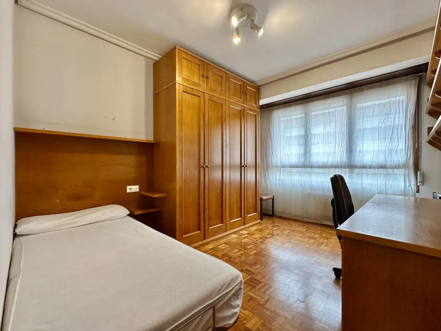 Bedroom of Flat for sale in  Pamplona / Iruña  with Heating and Parquet flooring