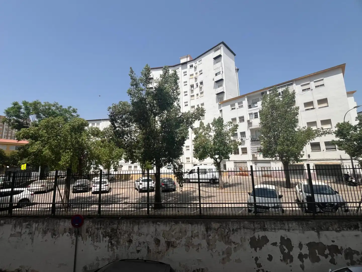 Vista exterior de Piso en venta en Sevilla con Aire acondicionado, Terraza y Balcón