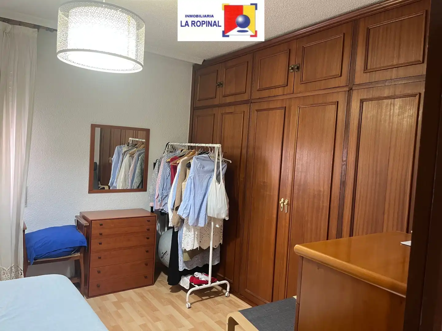 Bedroom of Flat for sale in Salamanca  with Heating, Parquet flooring and Furnished