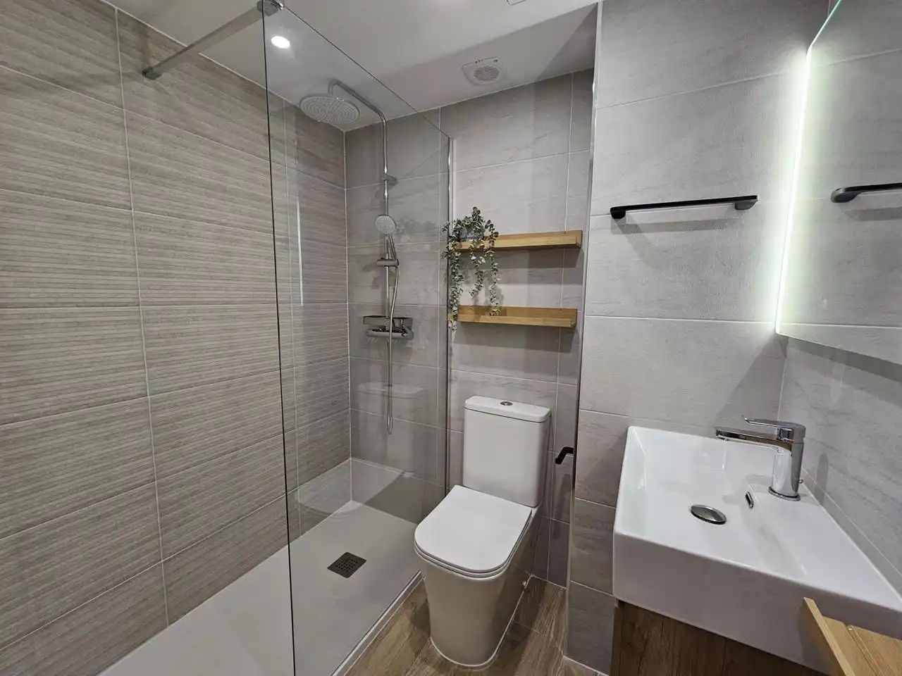 Baño de Estudio de alquiler en Fuencarral - El Pardo