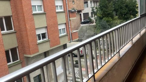 Foto 2 de Piso en venta en Juan Sebastian Elkano Kalea, Galdakao, Bizkaia