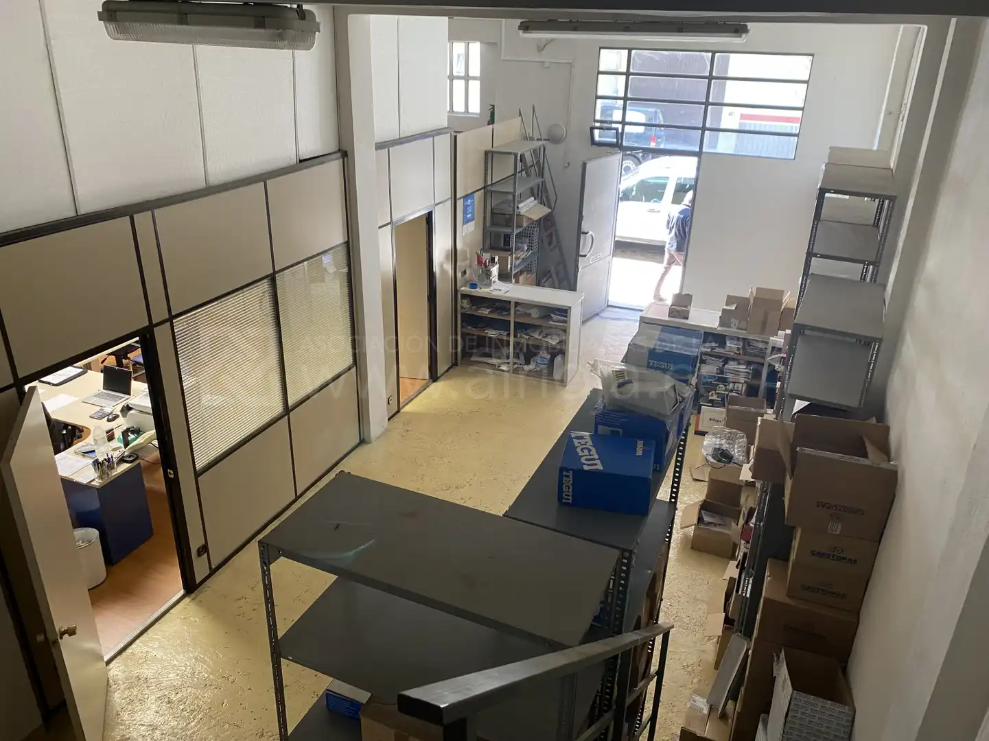 Local en venta en  Logroño