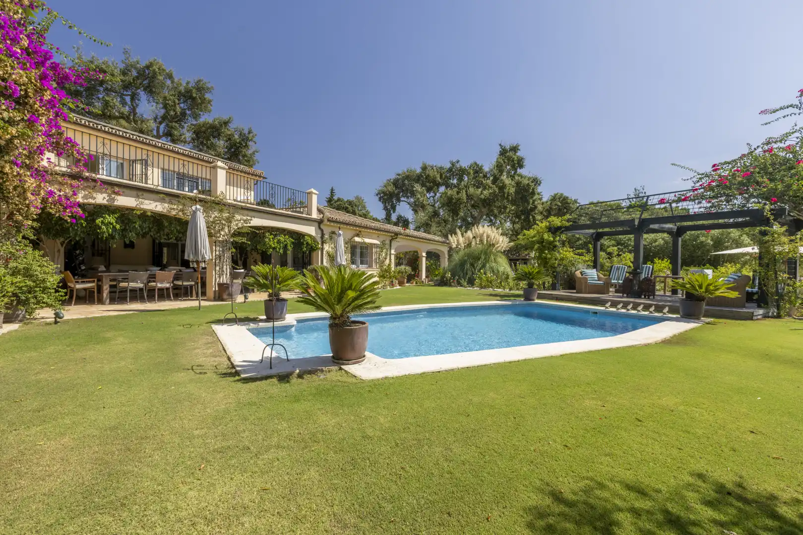 Casa amb piscina en venda a Sotogrande Alto