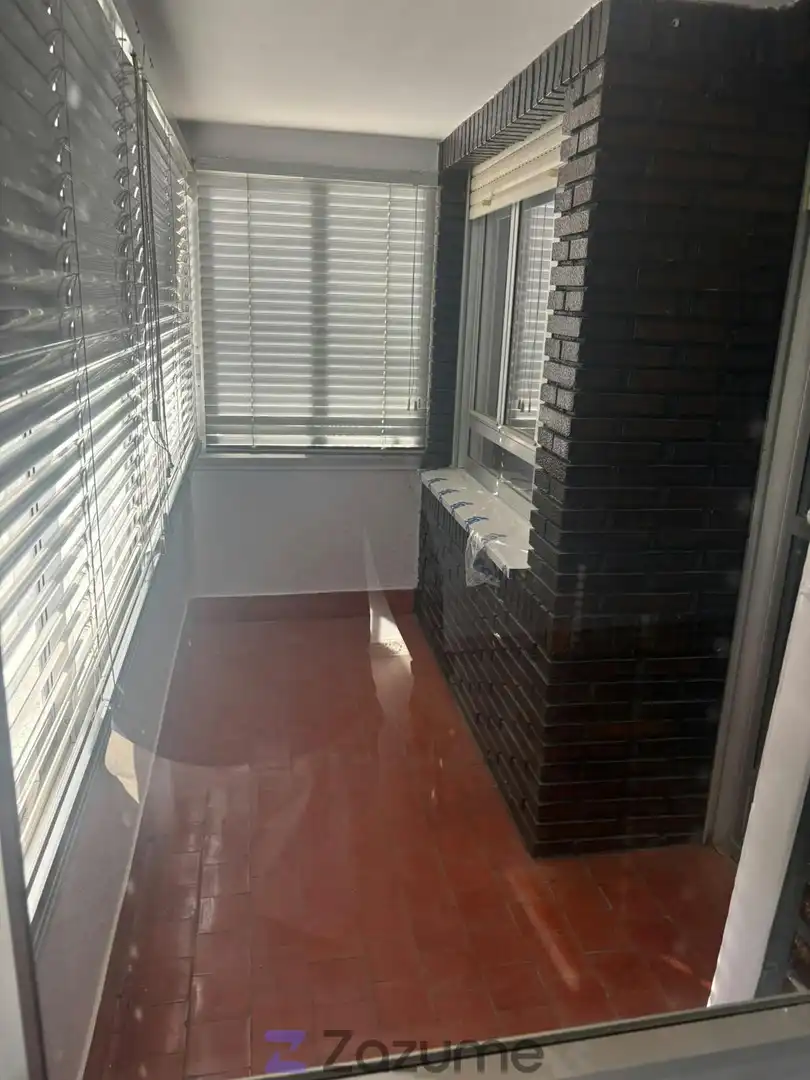 Piso de alquiler en Via Miravalles, Centro