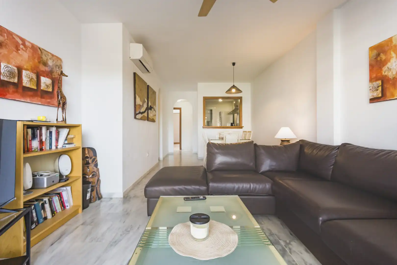Apartamento con terraza en venta en Calahonda, imagen 3
