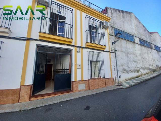Casa adosada en Venta en Castilblanco de los Arroyos
