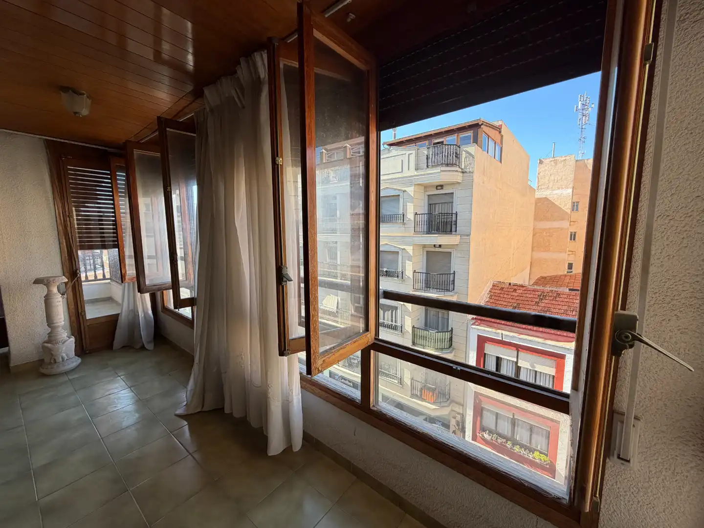 Balcony of Flat for sale in Guardamar del Segura  with Terrace, Storage room and Furnished