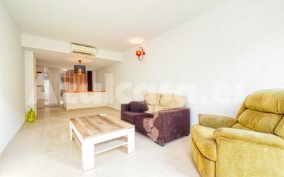 Living room of Duplex for sale in San Vicente del Raspeig / Sant Vicent del Raspeig  with Air Conditioner