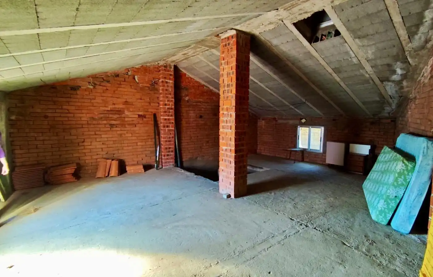 Casa adosada en venta en Mohedas de Granadilla