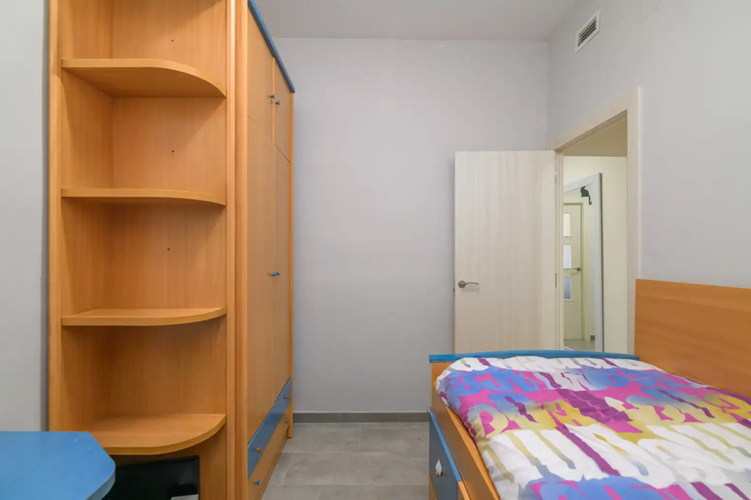 Habitación de Piso en venta en Viladecans con Terraza